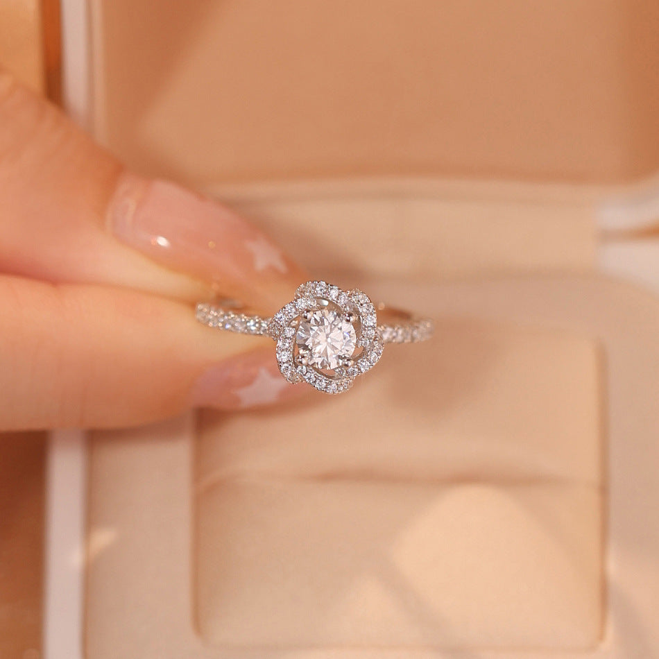 Women's Full Diamond Light Luxury Exquisite Design High-grade Flash Rings