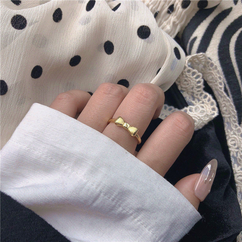 Simple Sweet Bow Matte Gold High Sense Daily Adjustable Ring