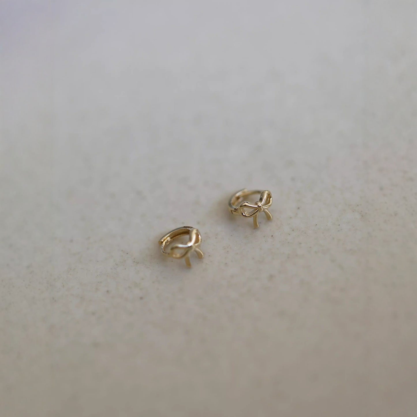 Women's Sier Gold Plated Ear Clip Style Exquisite Small Bone Fashionable Earrings