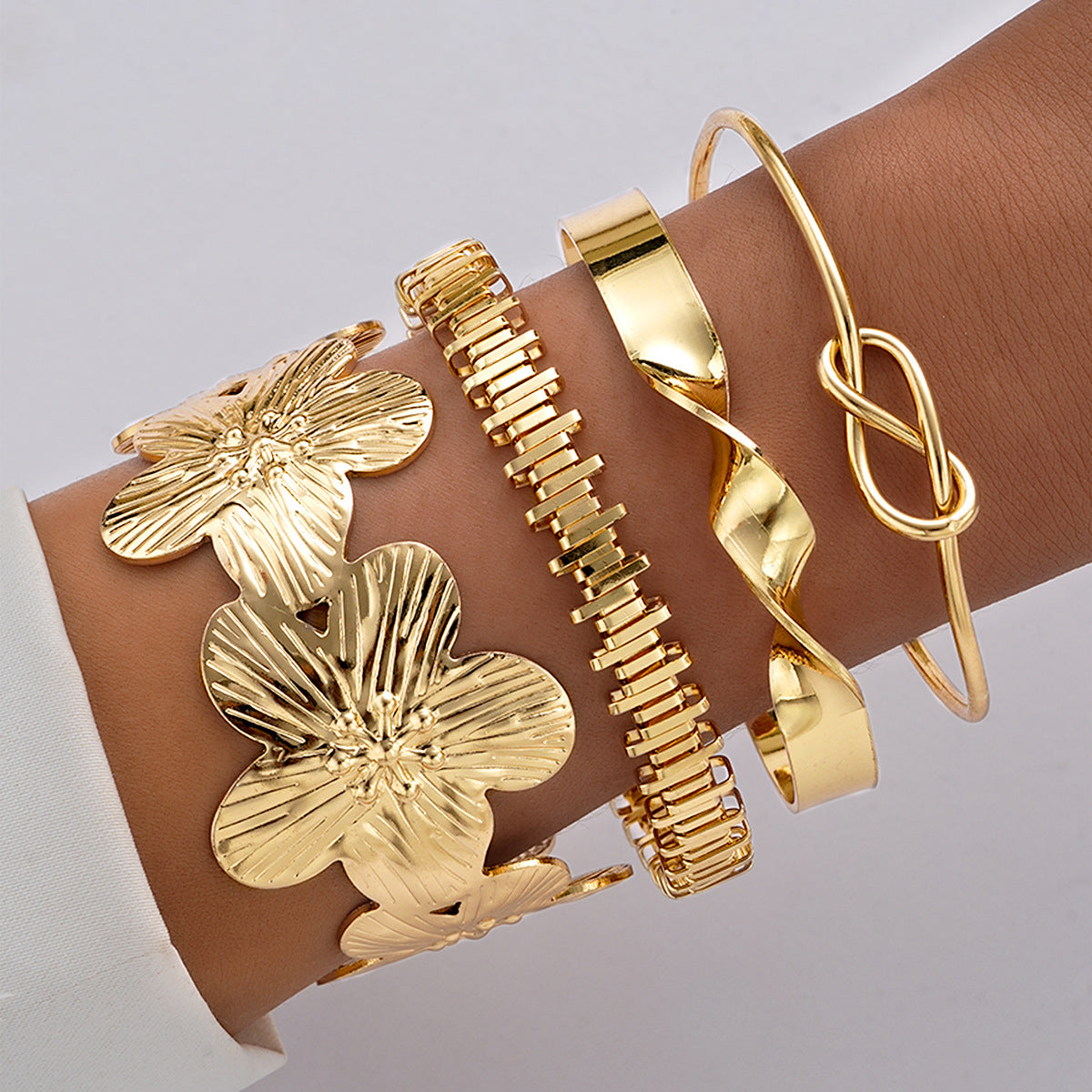 Leaves Glossy Irregular With Personality Stripes Bracelets