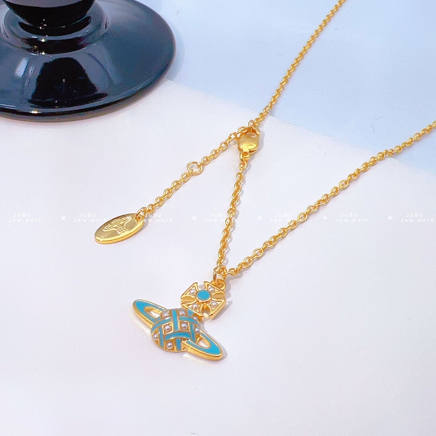 Women's Romantic Queen Mother Planet Three-dimensional Saturn Crystal Sweater Chain Necklaces