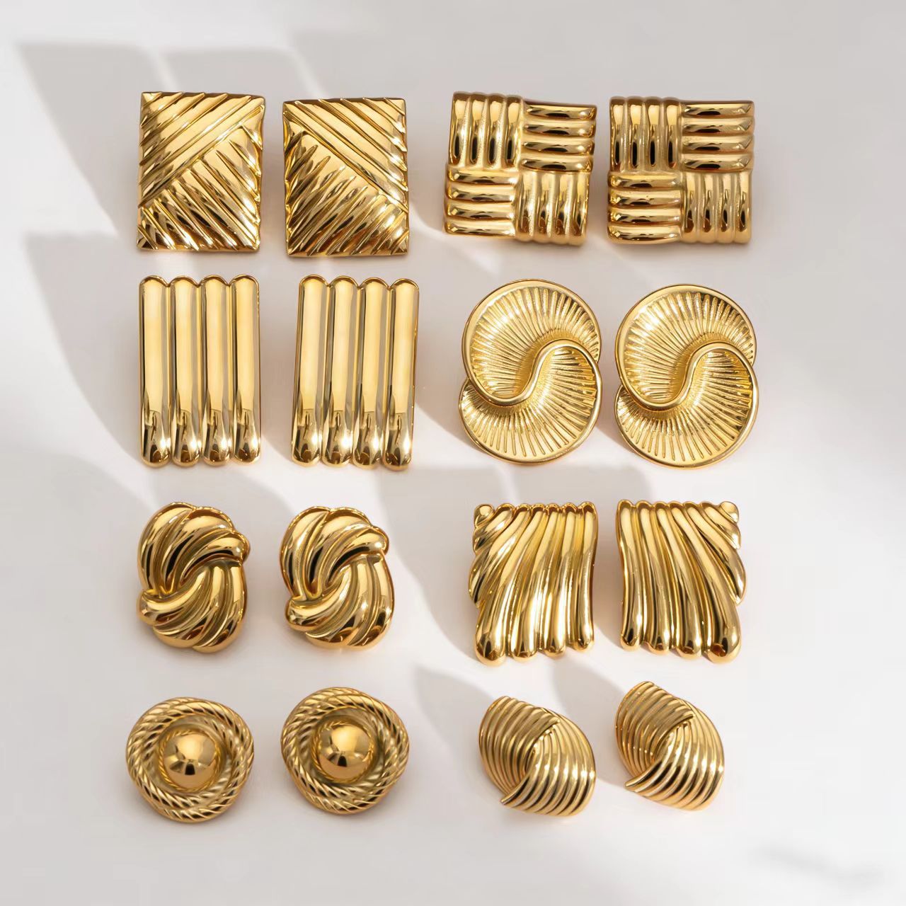 Women's High-grade Sense Special Interest Titanium Does Not Earrings