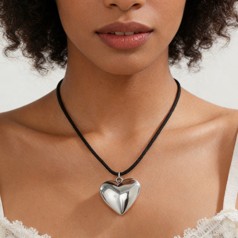 Women's Simple Sier Bow Metal Sweet High-grade Personality Sweater Pendants