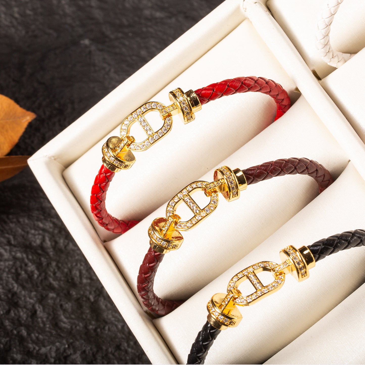 Pig Nose Full Diamond Pu Light Luxury Bracelet