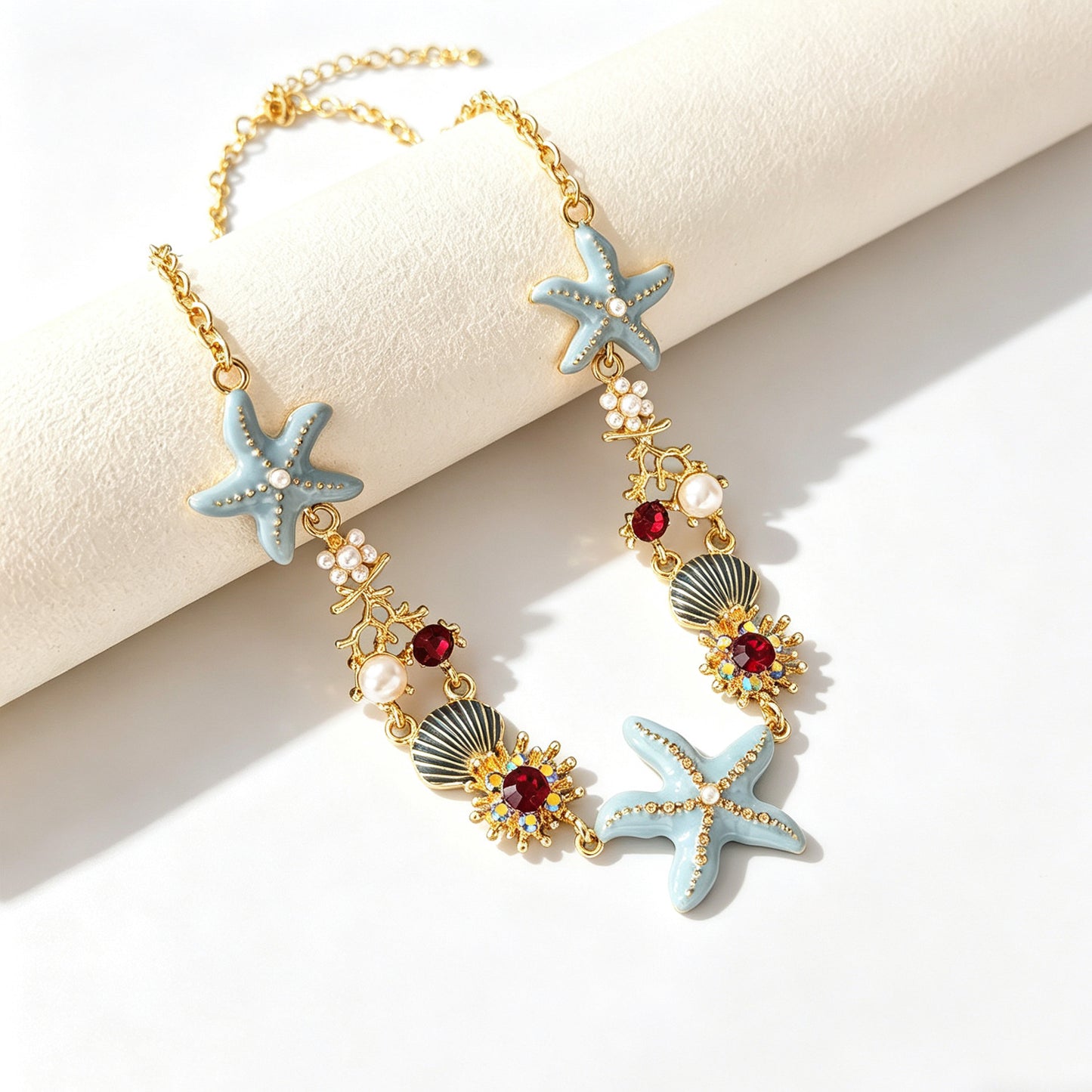 Women's Shell Seaside Vacation Style Clavicle Chain Neck Fashion Necklaces
