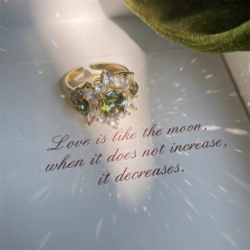 Olivine Emerald Retro Affordable Luxury High-grade Opening Adjustable Rings