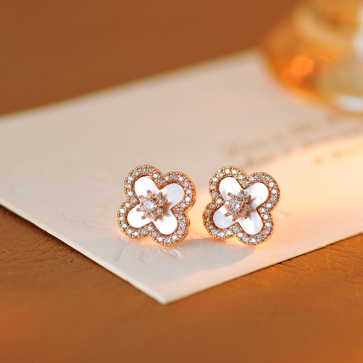 Women's Inlaid Zircon Lucky Four-leaf Flower Pink Imitation Fritillary Sier Light Stud Earrings