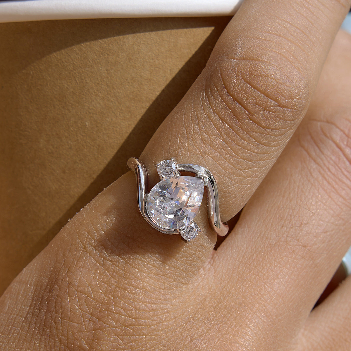 Zircon Niche High Sense Titanium Steel No Fading Female Light Rings