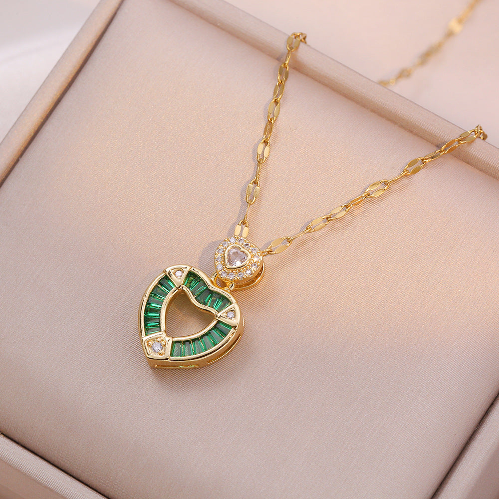Female Niche Design Love Emerald Rhinestone Trendy Titanium Necklaces