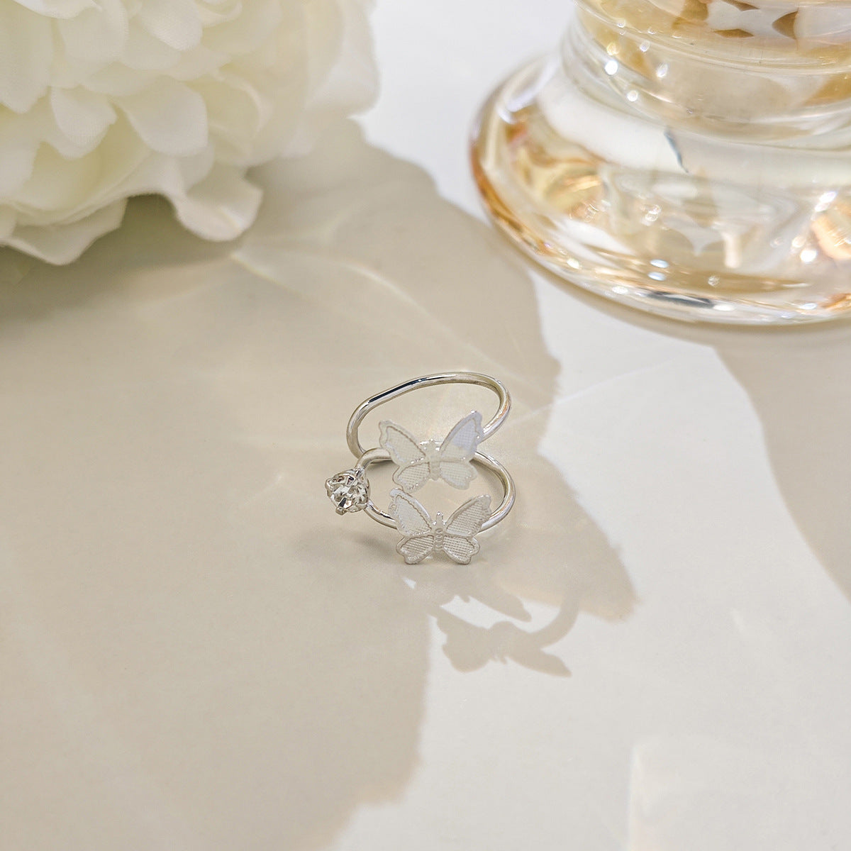 Women's Style Simple Small Butterfly Ear Clip High Sense Personalized Cold Earrings