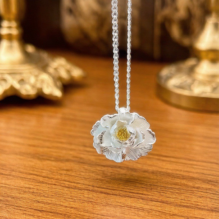 Women's Exquisite Light Luxury High-grade Korean Style Fashion Personality Necklaces