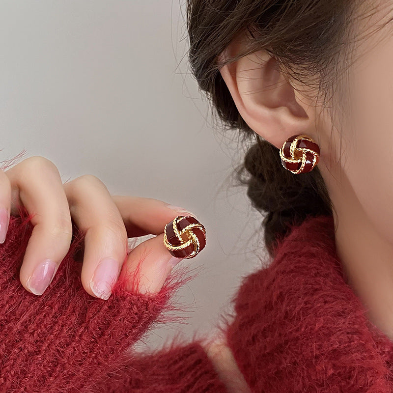 Advanced Sense Red Niche Design Elegant Stud Earrings