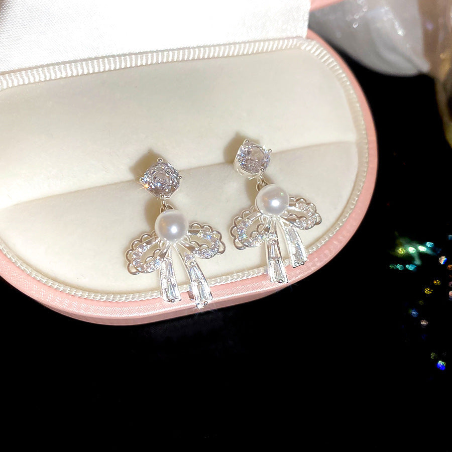 Women's Needle Zircon Bow Water Drop Tassel Simple Fashion Stud Earrings