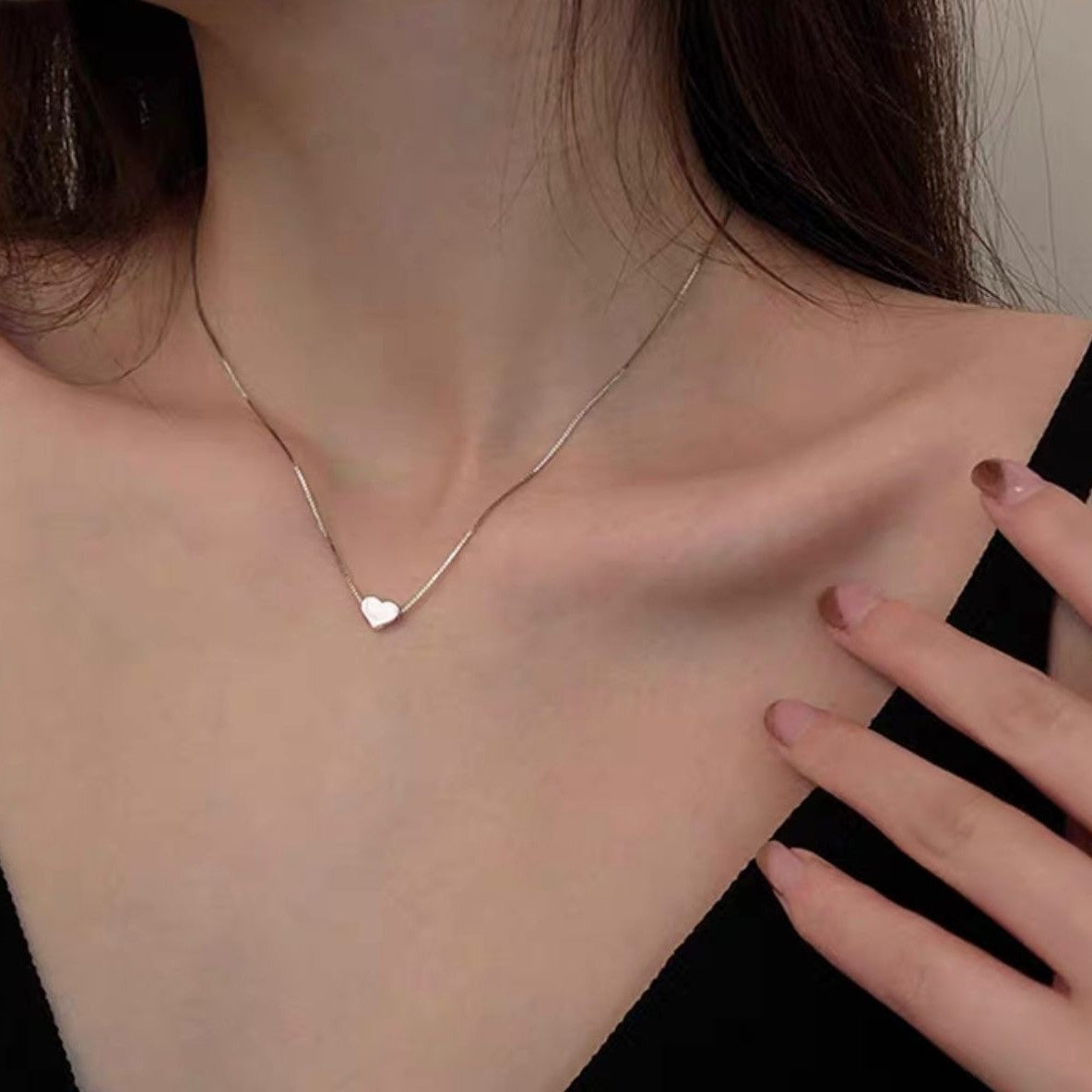 Women's Heart Light Luxury Minority Clavicle Chain Cold Necklace