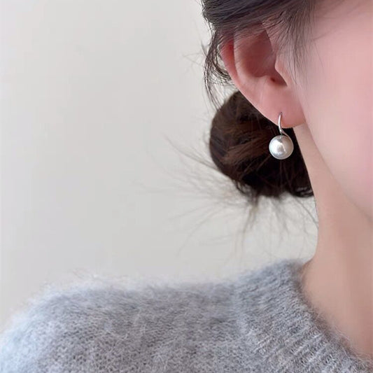 Women's Gentle Pearl Ear Hook Retro Temperamental Earrings