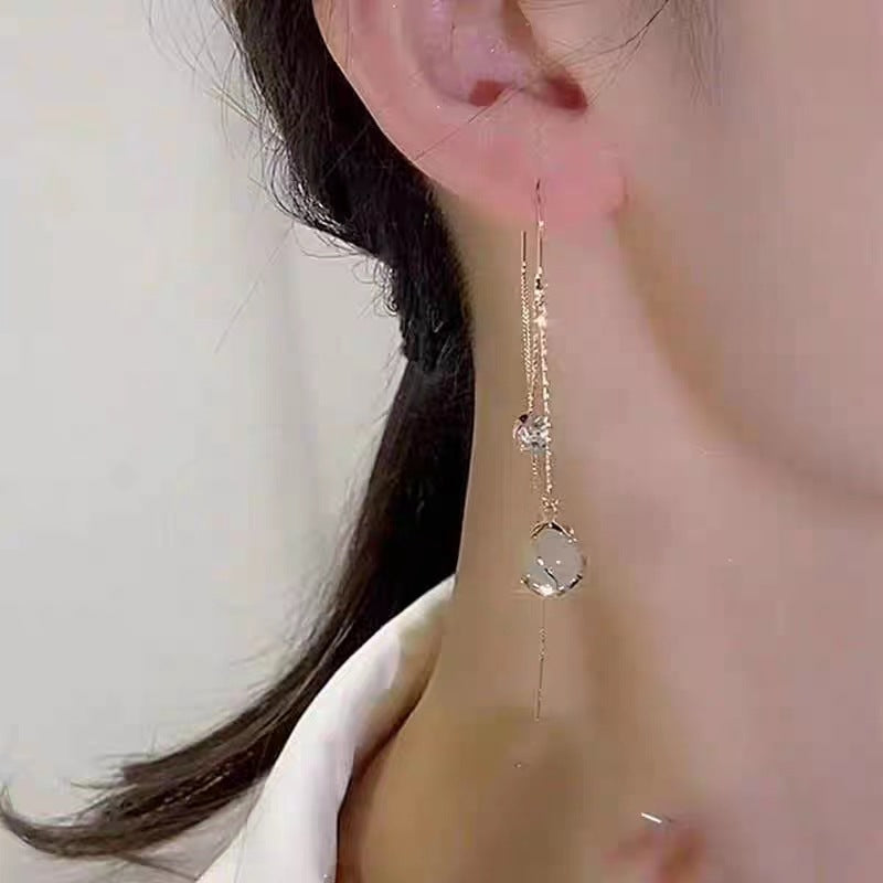 Women's Fashion Temperament Entry Lux Niche Super Fairy Long Hollow Opal Ear Line