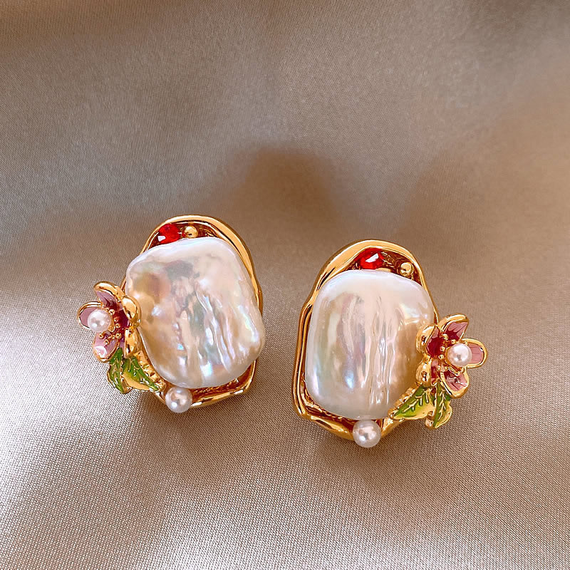 Retro Green Oil Painting Ancient Style Flower Light Luxury Palace Stud Earrings