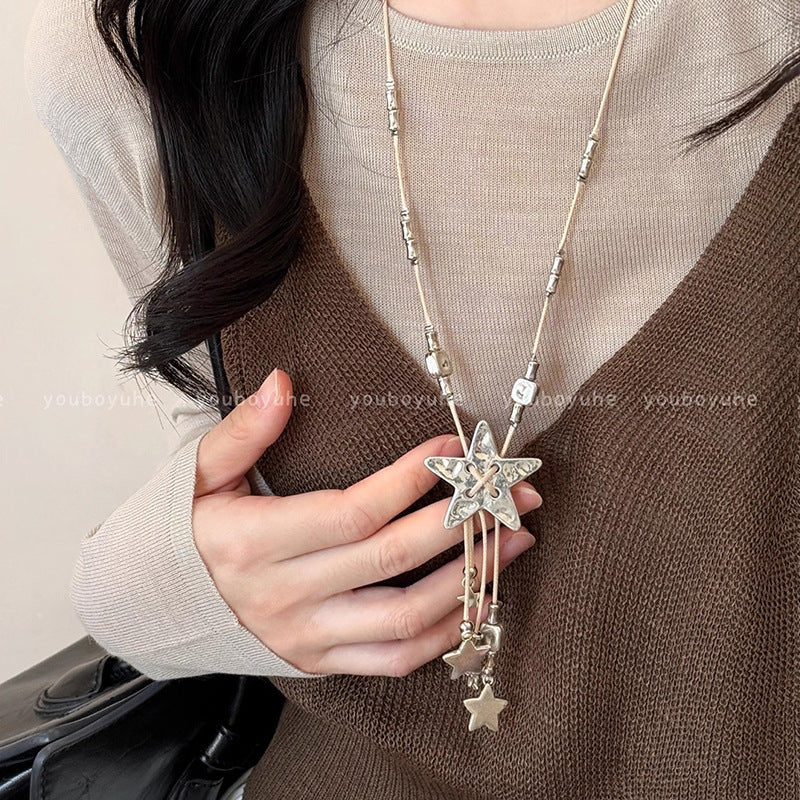Women's Flower For Light Luxury Minority Design Vintage Sweater Chain Everyday Necklace