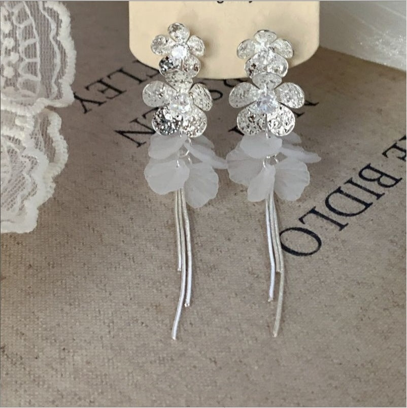 Women's Fairy Sier Flower Shell Tassel High-grade Seaside Vacation Style Ear Stud Earrings