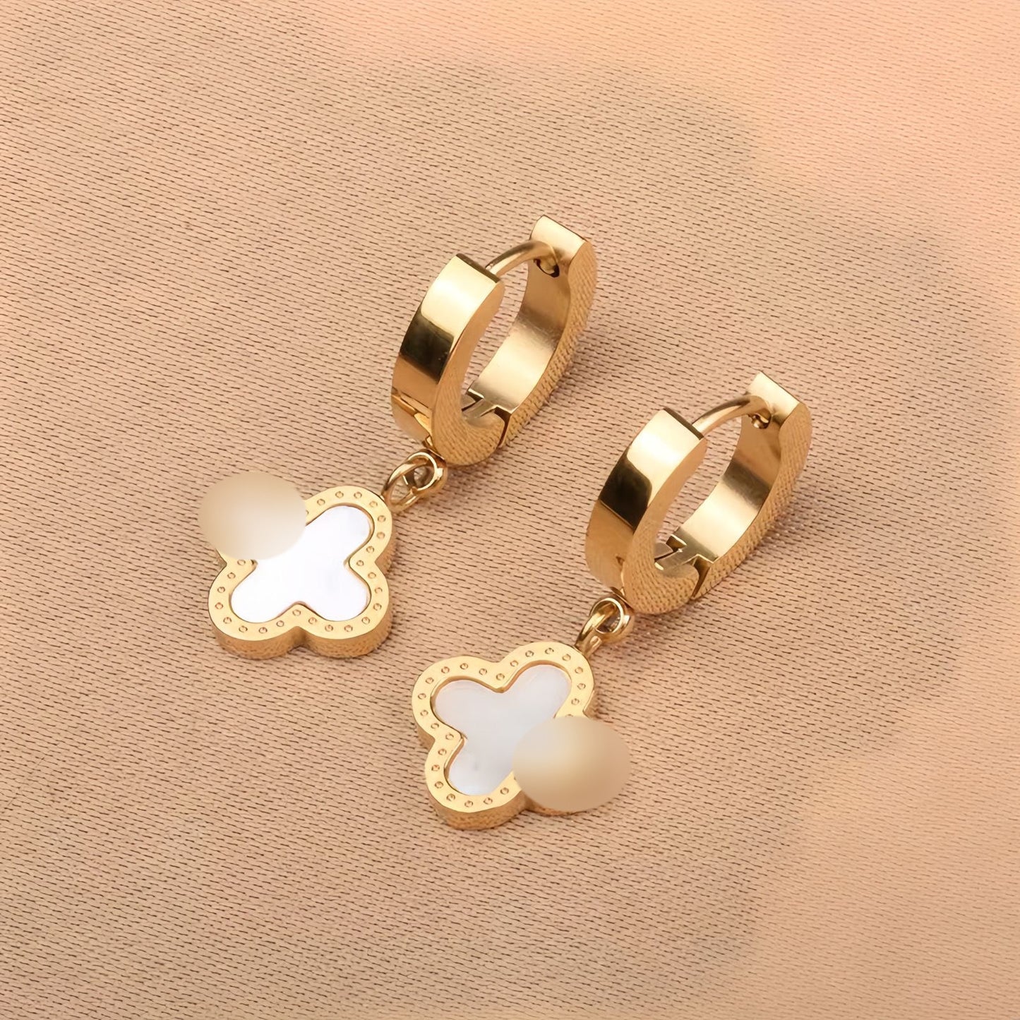 Lucky Four-leaf Clover Titanium Steel Gold Plating Fashion Earrings