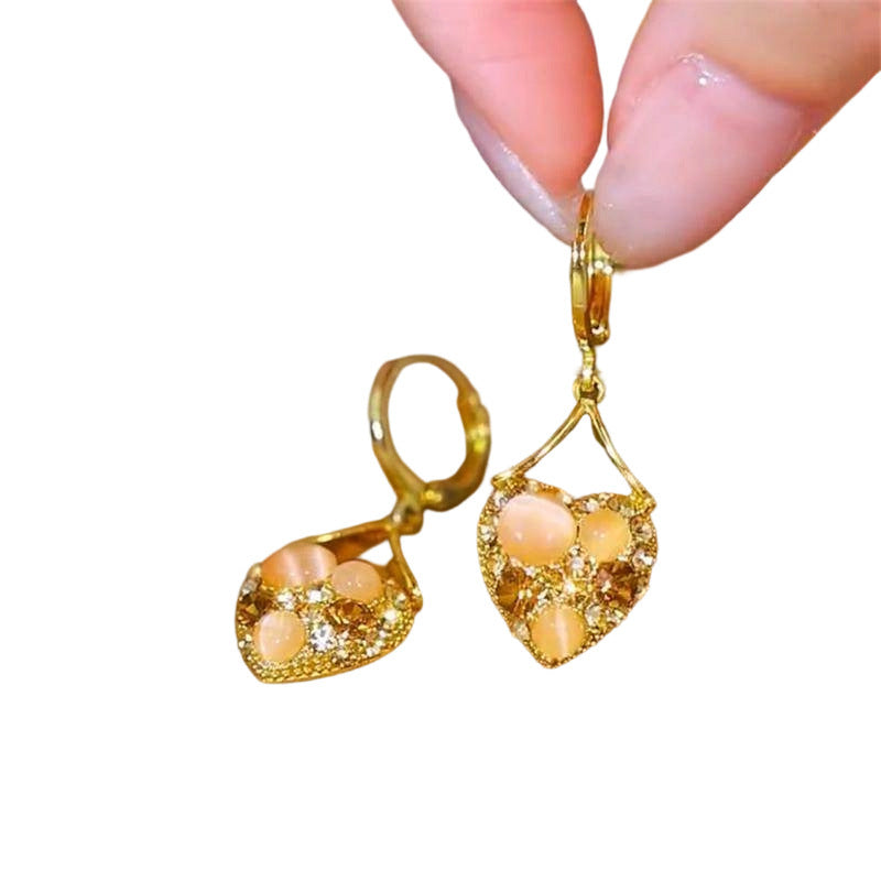Love Heart Light Luxury Temperament Ear Clip High-grade Exquisite Rings