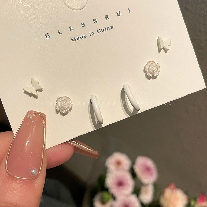 Fresh Butterfly Flower Design High-grade Fashionable Rings