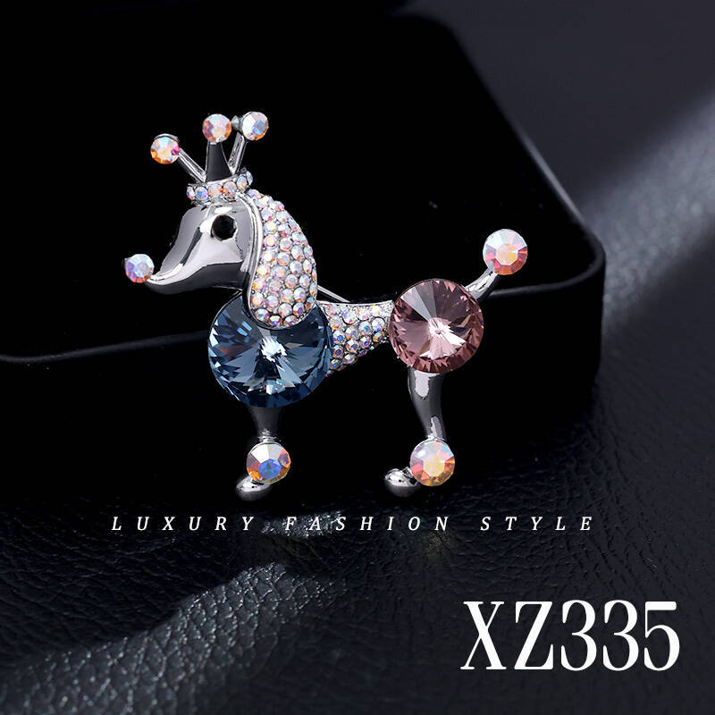 Women's Golden Carp Brooch Exquisite Corsage Luxury Brooches