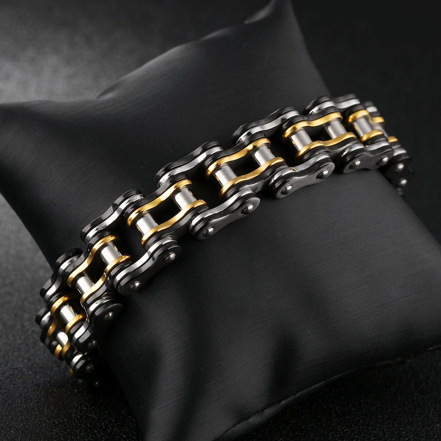 Men's Fashion Titanium Steel Black Gold Motorcycle Chain Personalized Hip Hop Bracelet