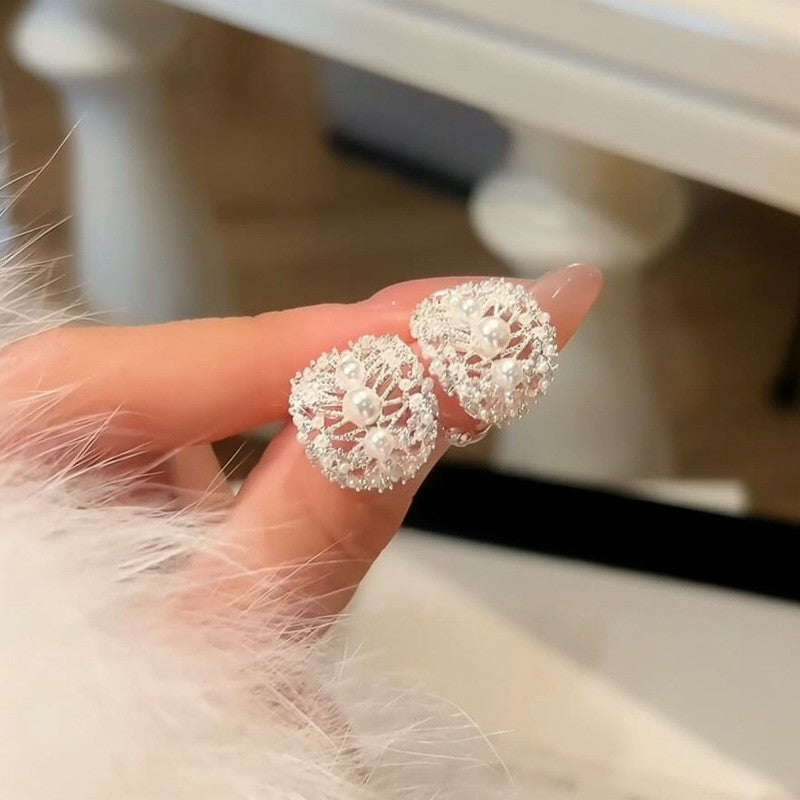 Women's Style Refined Zircon Flower Pearl Light Luxury High-grade Ear Earrings