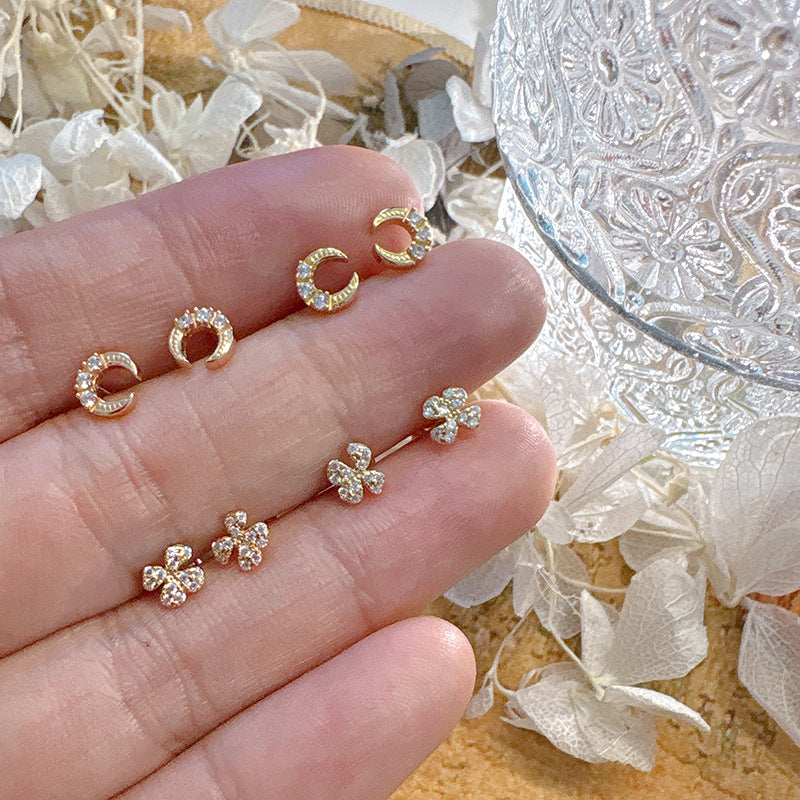 Gold-plated Curved Crescent Moon Lucky Four-leaf Stud Earrings