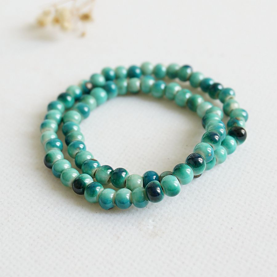 Idyllic Sweet Gradient Color Beaded Hand Bracelets