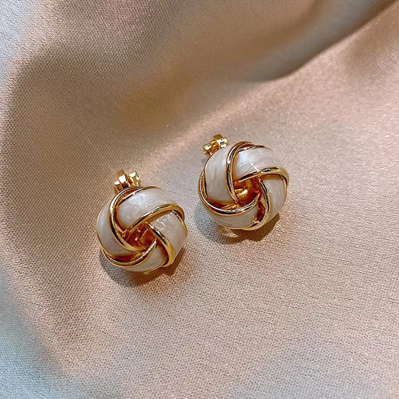 Women's Needle Simple Geometric Woven Ball Graceful Petite Earrings
