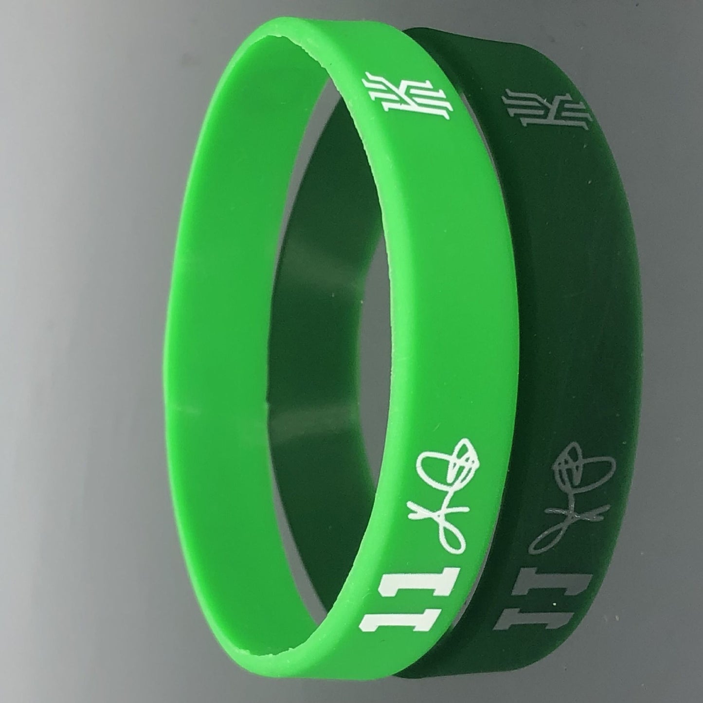 Silicone Sports Have Variety Of Trendy Stars In Different Bracelet