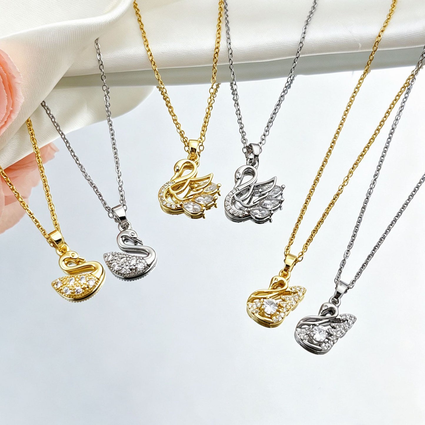 Women's Swan Light Luxury High-grade Clavicle Chain Elegant Necklace