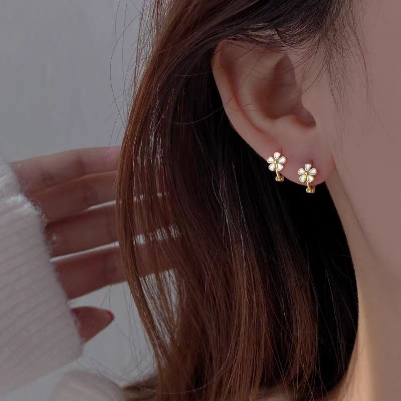 Women's Summer Daisy Clip Trendy Simple Temperamental Rings