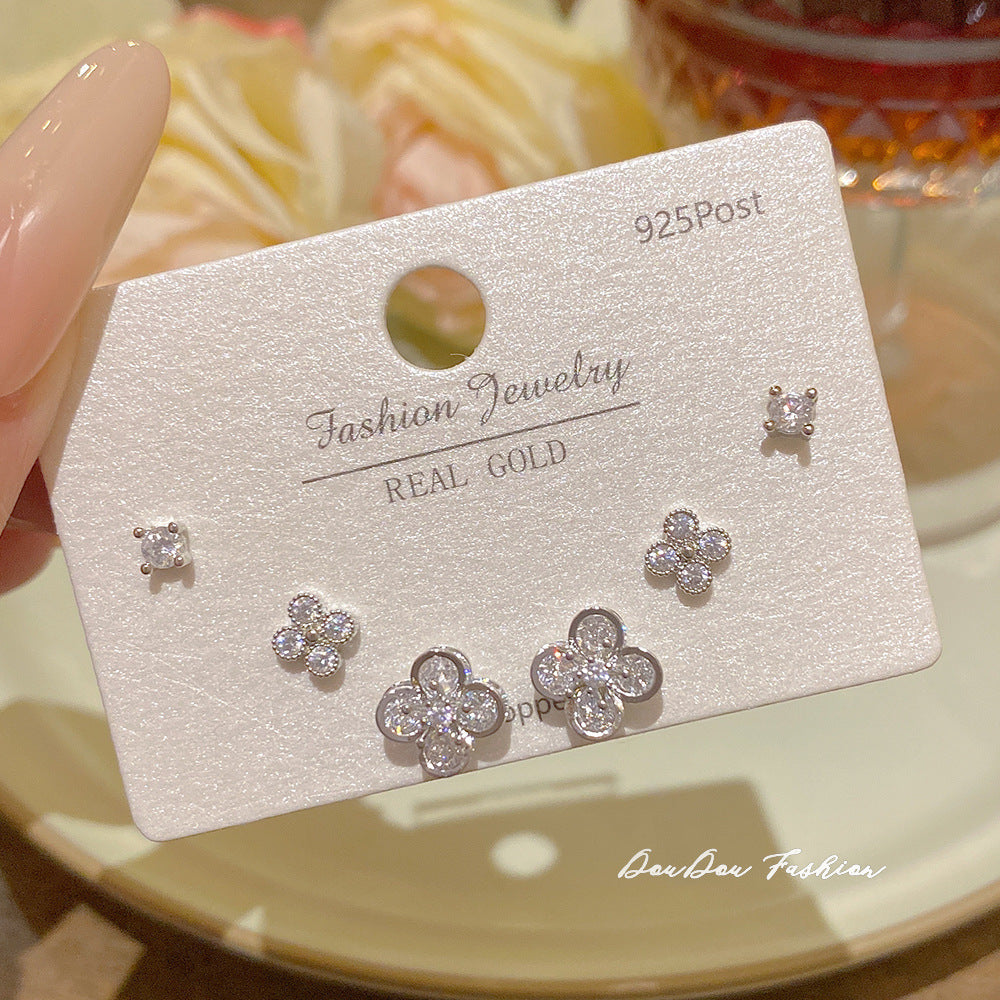 Women's Needle One Card Three Pairs Earings Small Delicate Summer High-grade Stud Earrings