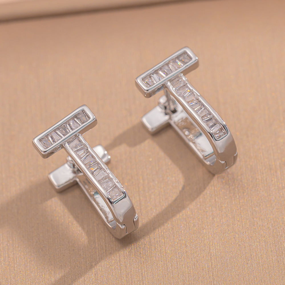 Simple Classic All Match Fashion Zircon Earrings