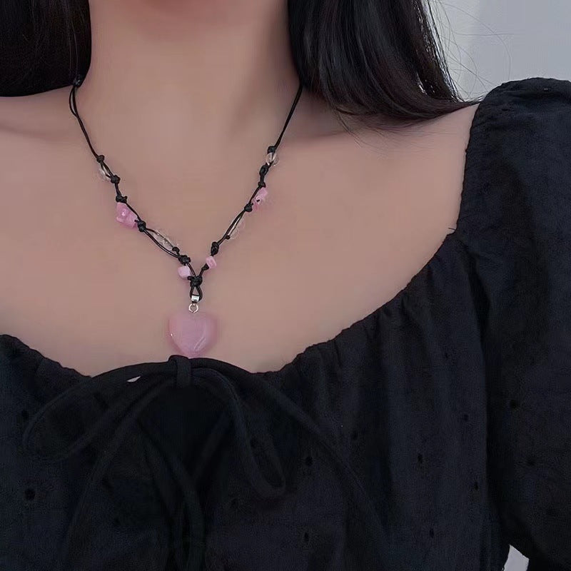 Women's Love Fashion Commuter Temperament Wild Clavicle Chain Advanced Design Sense Necklace