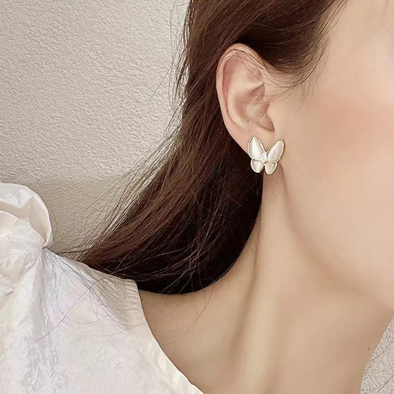 Sier Needle Fashion Shell Butterfly Ear Clip White Earrings