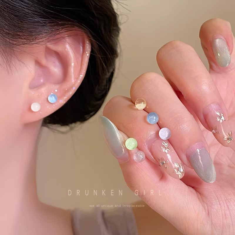 Women's Beads Bean-shaped Simple Fresh Cochlear Ear Bone Earrings