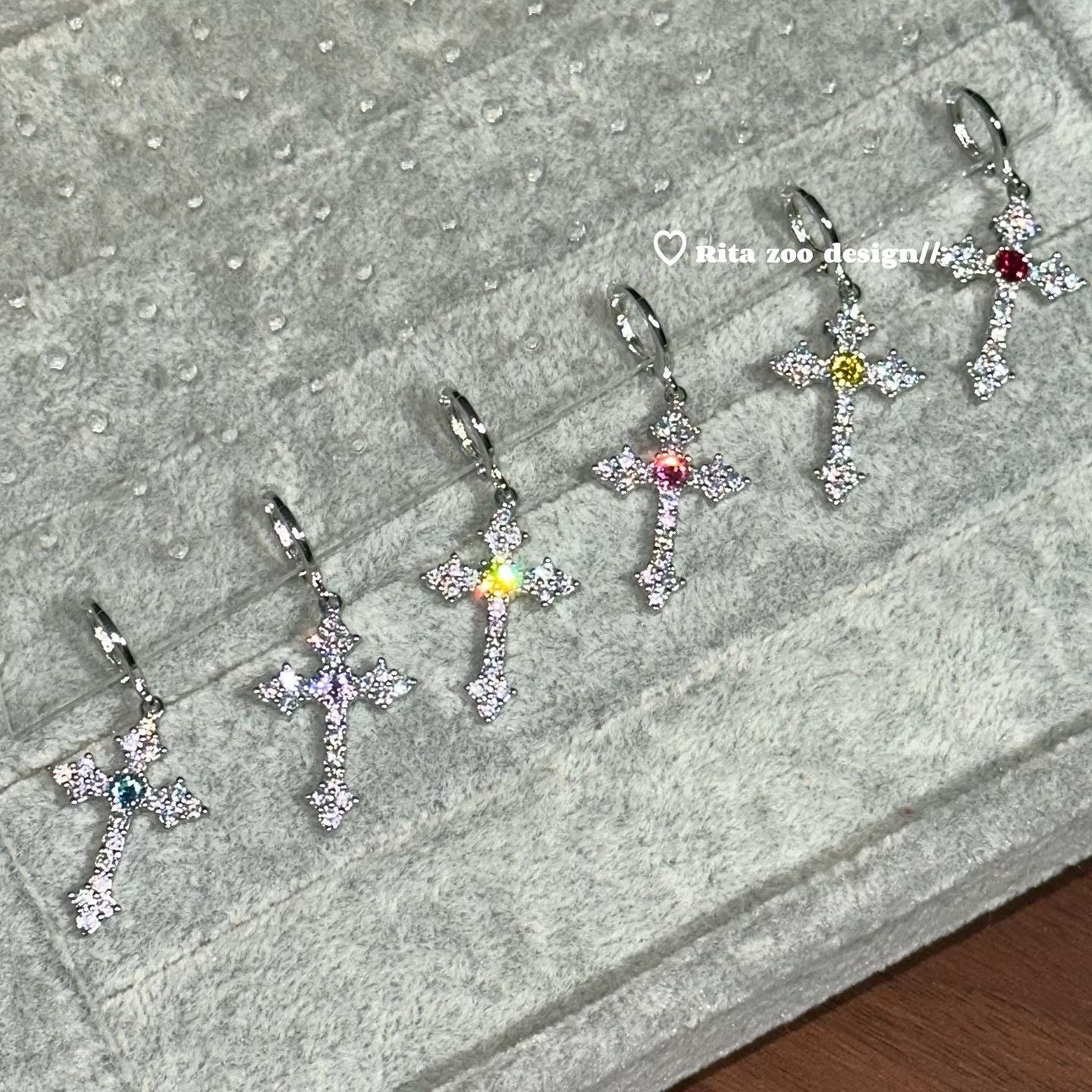 Women's Sparkling Full Rhinestone Cross Clip Niche Temperament Design Rings