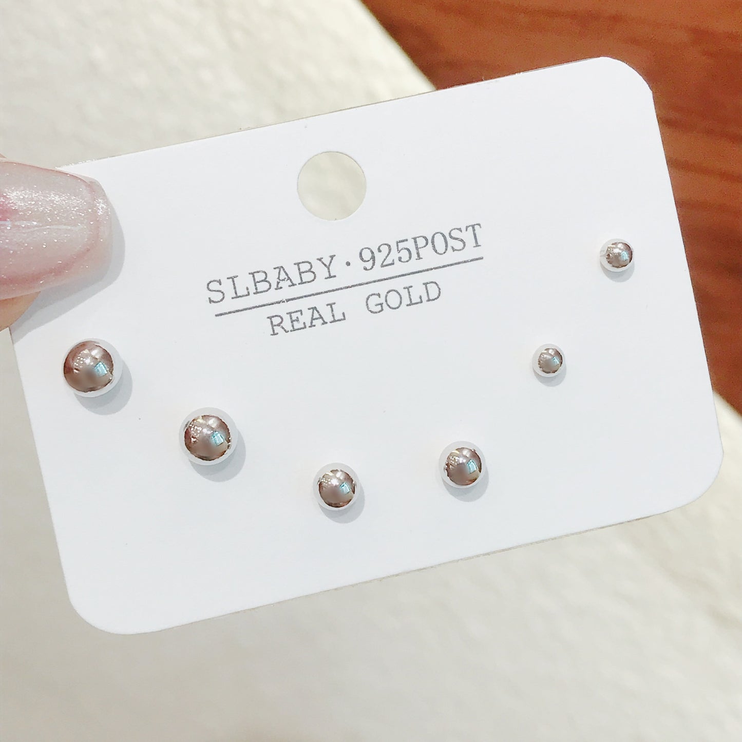 Women's High-grade Pearl Bow Elegant Special Interest Earrings