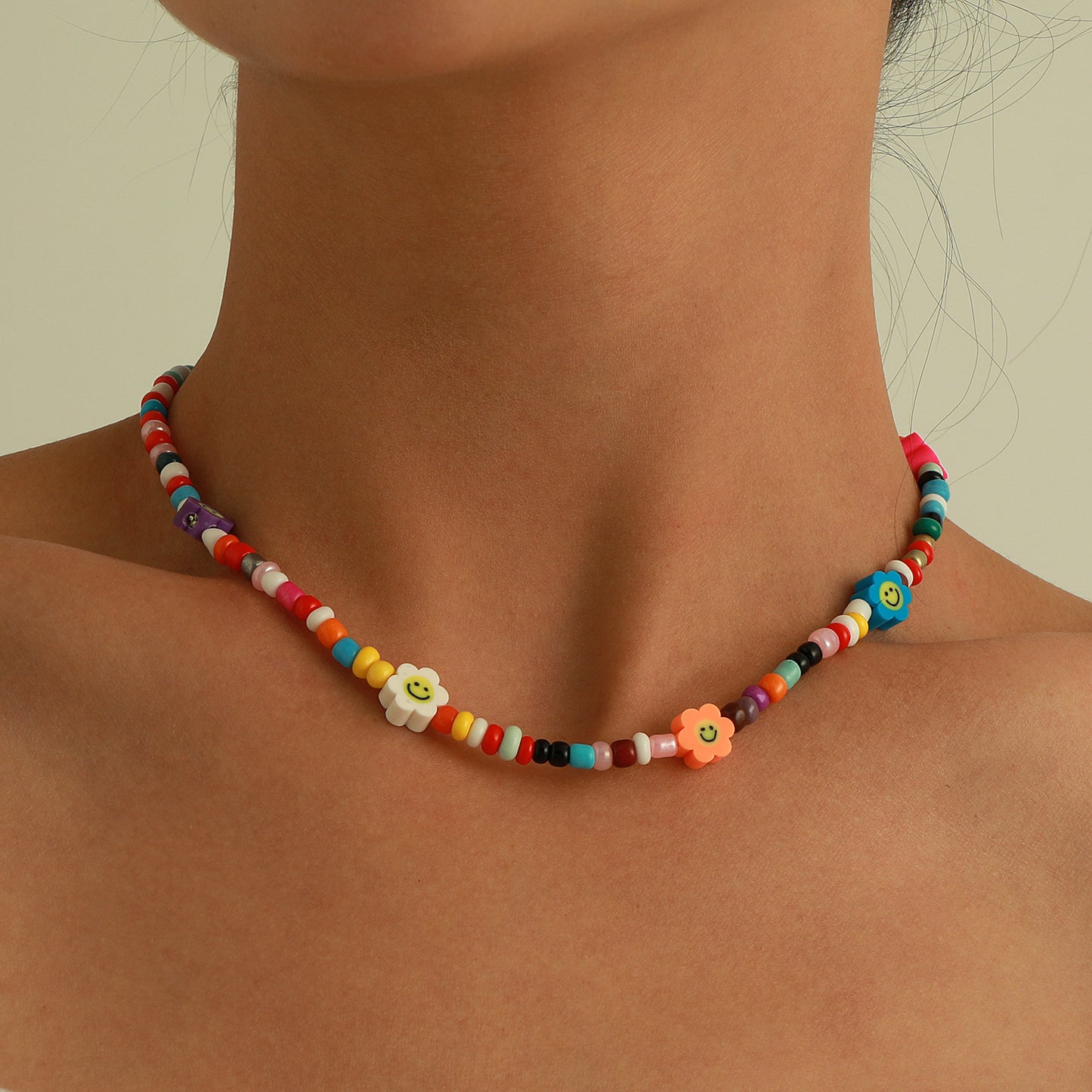 Women's Resin Polymer Clay Smiley Face Bead Fashion Color Necklace