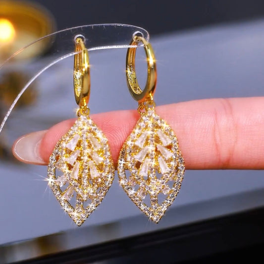 Full Diamond Leaves Clip Elegant Unique Light Luxury Ear Buckle