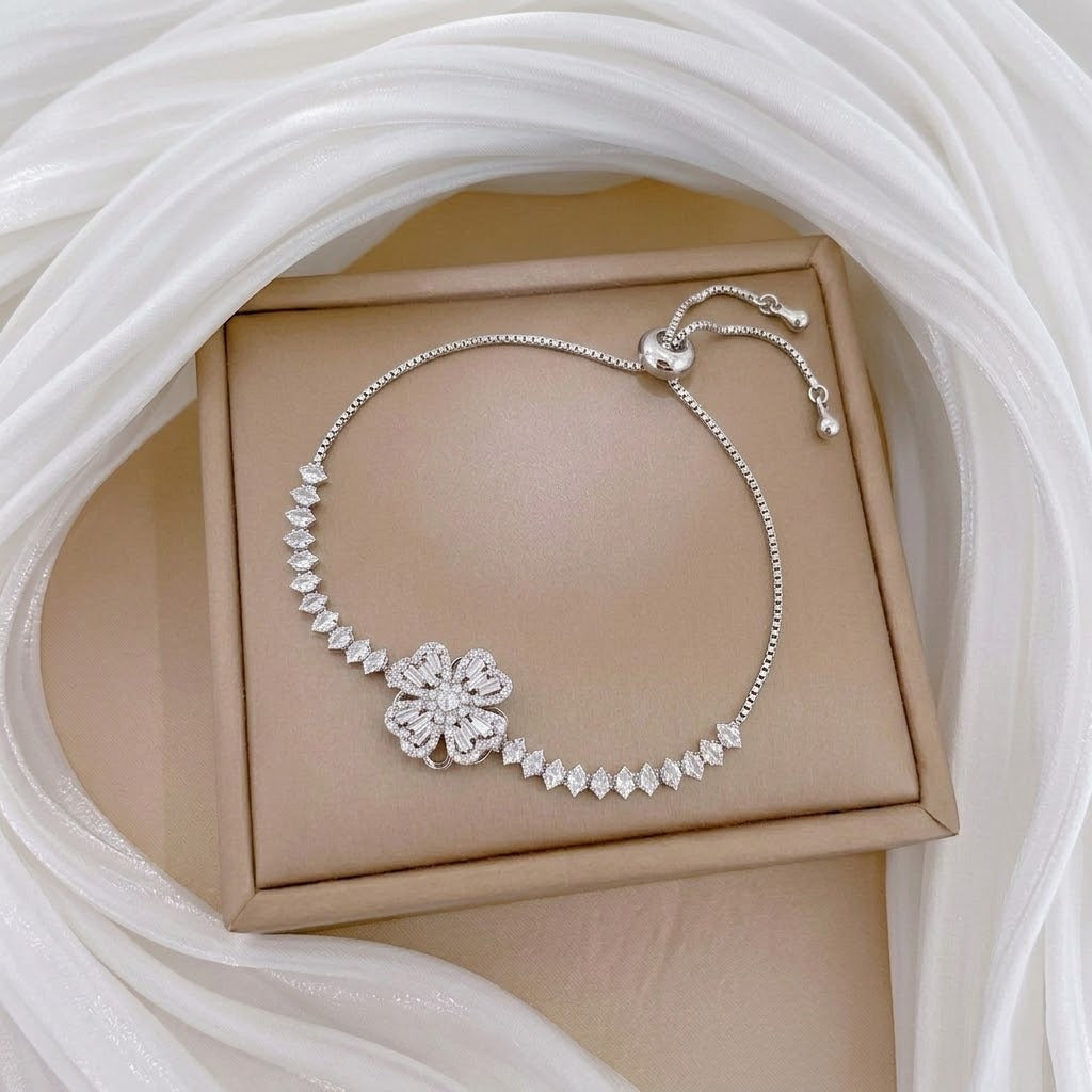 Design Rotating Bauhinia Zircon Flower Gas Clavicle Chain Necklace