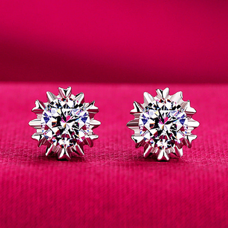 Live Simulation Moissanite Female With Hearts Sterling Stud Earrings