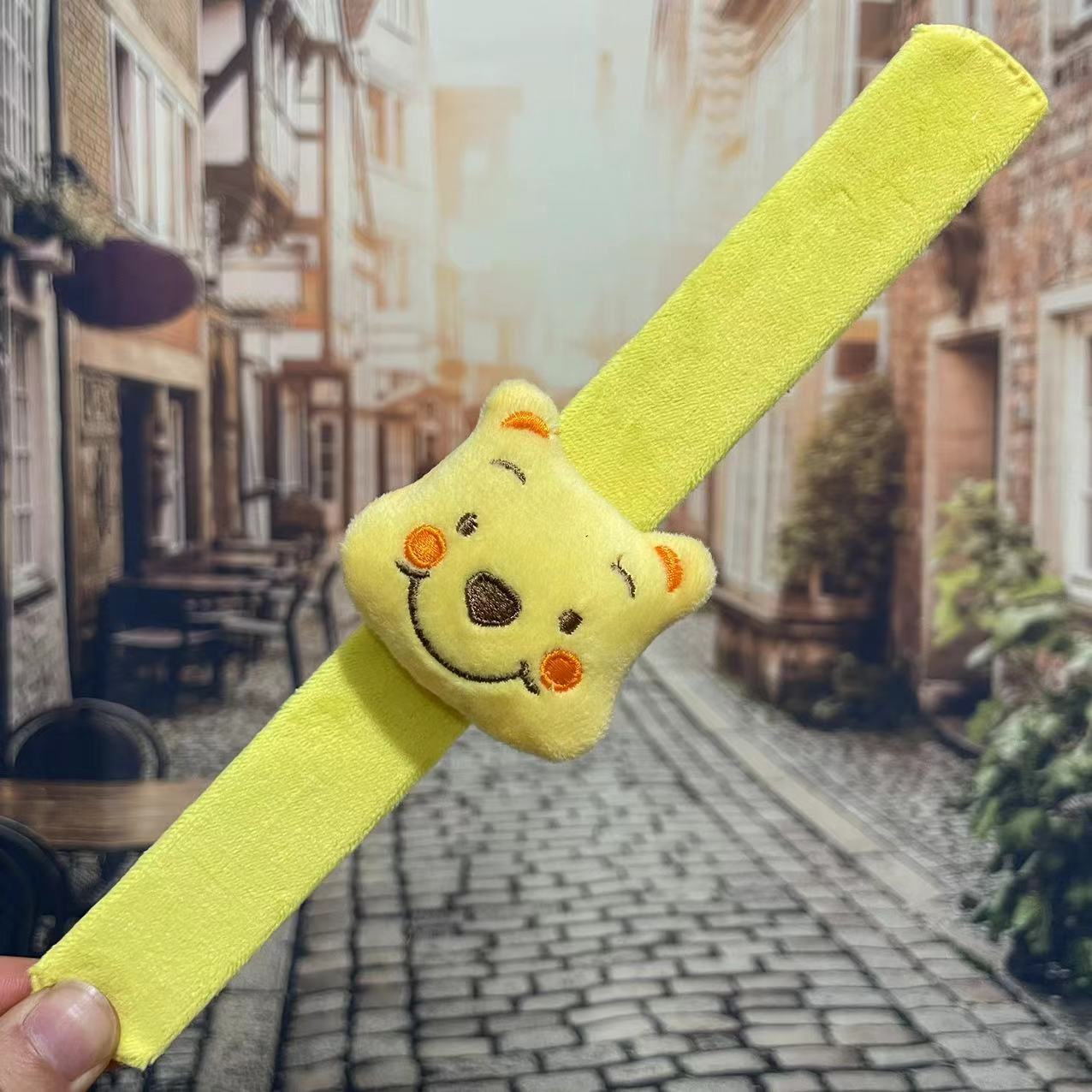 Children's Plush Cartoon Pop Cute Couple Female Slap Bracelet