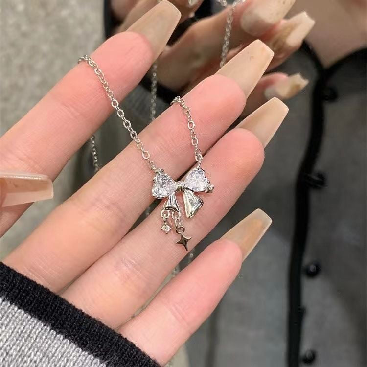 Alloy Bow Clavicle Chain Light Luxury Minority High Pendants