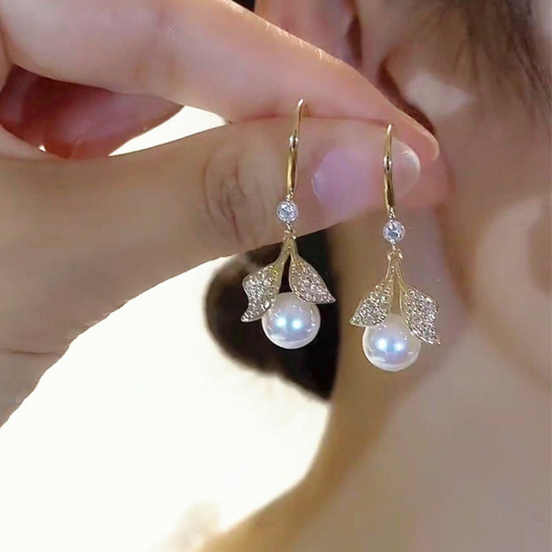 Full Diamond Leaf Pearl Unique Design Trendy Light Earrings