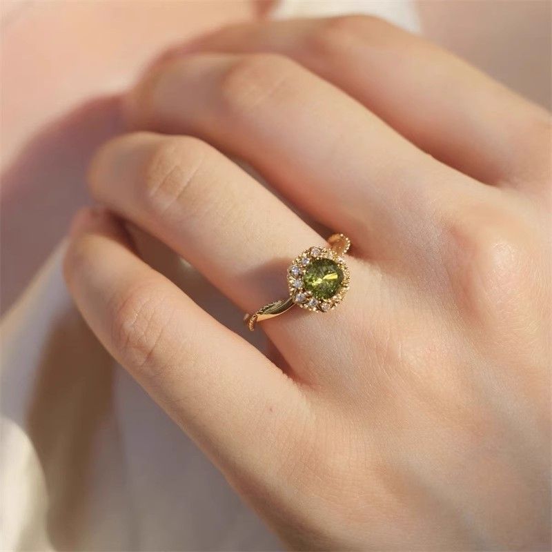Olivine Emerald Retro Affordable Luxury High-grade Opening Adjustable Rings
